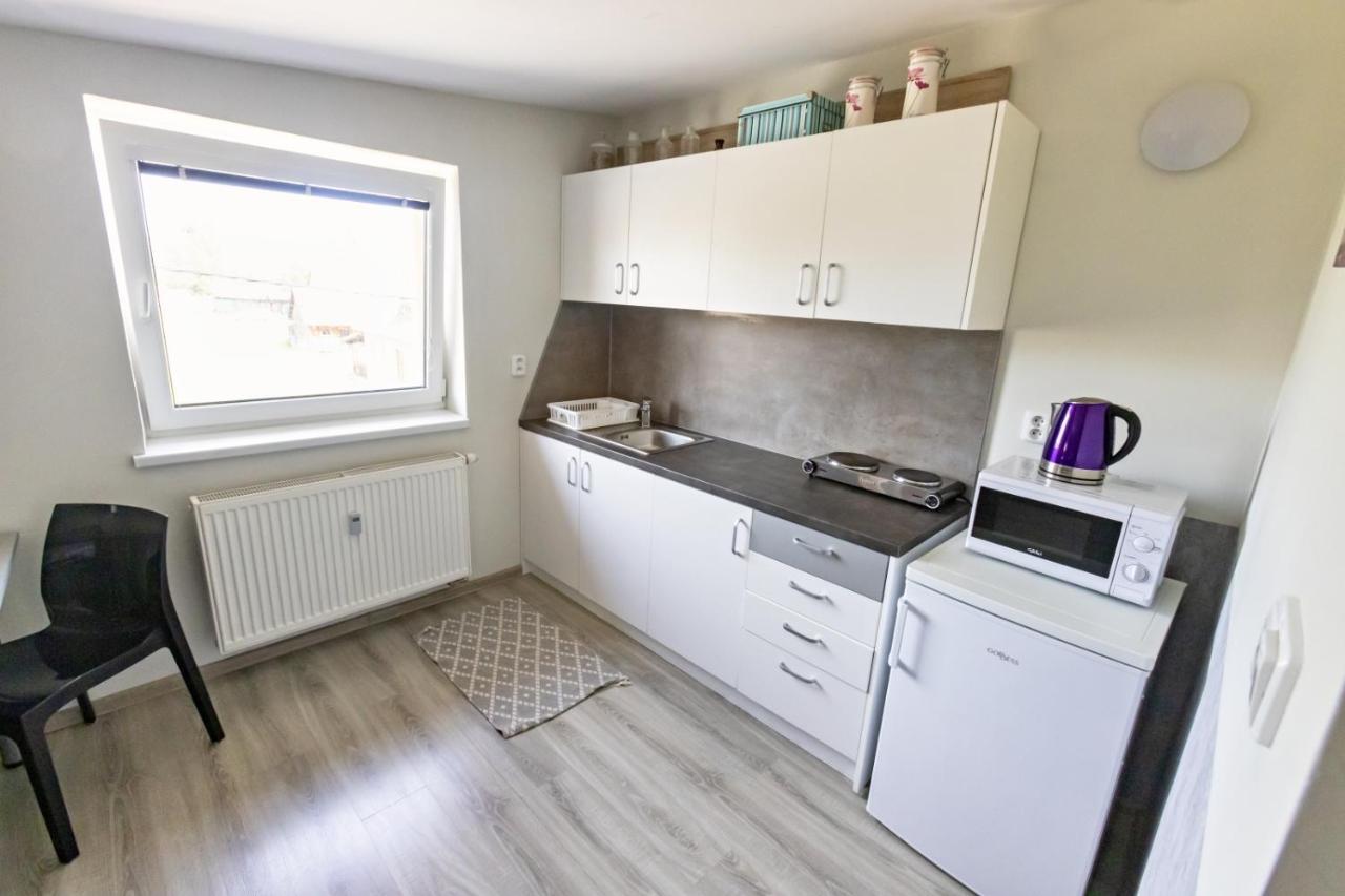 Apartman Theo Veľký Slavkov Exterior foto